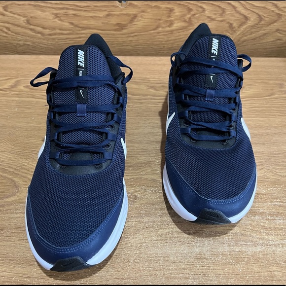 Nike RunAllDay 2 - CD0223-400 - Sz 14 - Picture 1 of 3